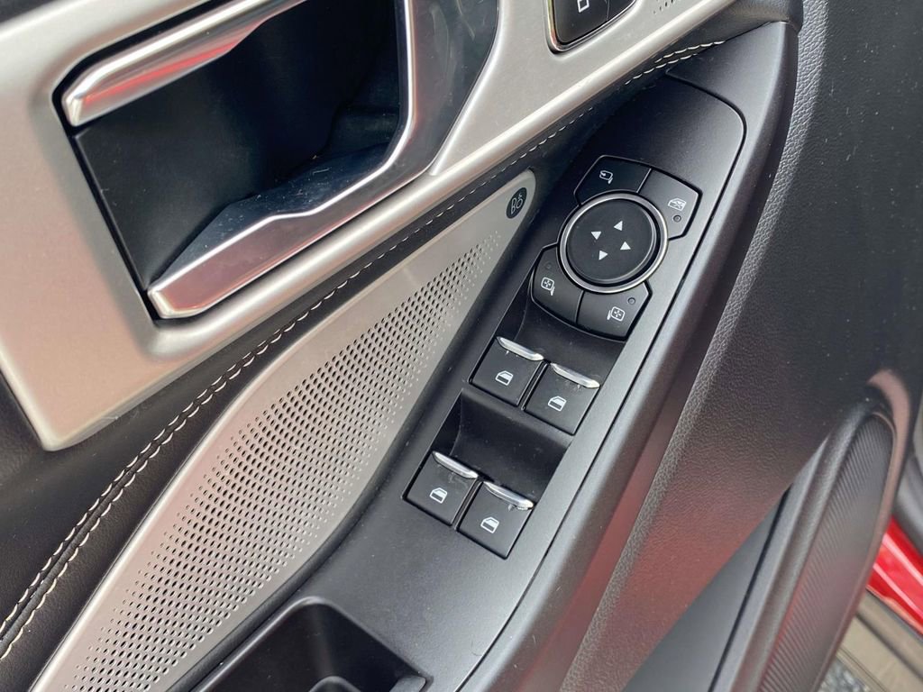 Used 2020 Ford Explorer ST w/ ST Street Pack image 17