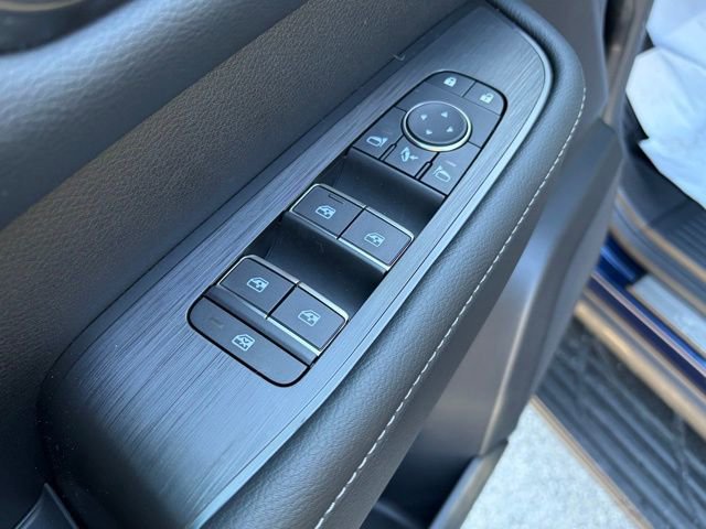 New 2026 Nissan Armada Platinum image 13