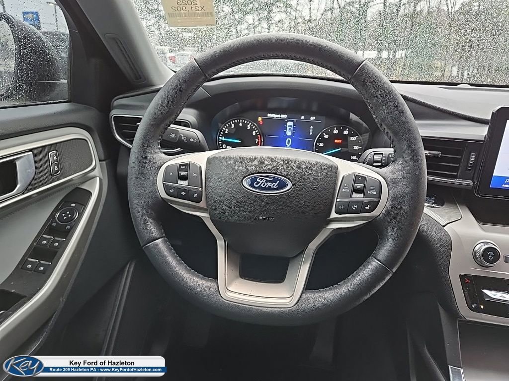 Used 2023 Ford Explorer XLT w/ Equipment Group 202A image 34