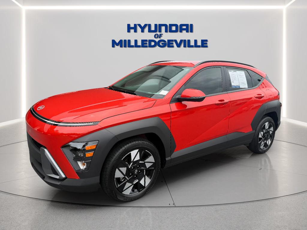 Used 2025 Hyundai Kona SEL FWD image 2