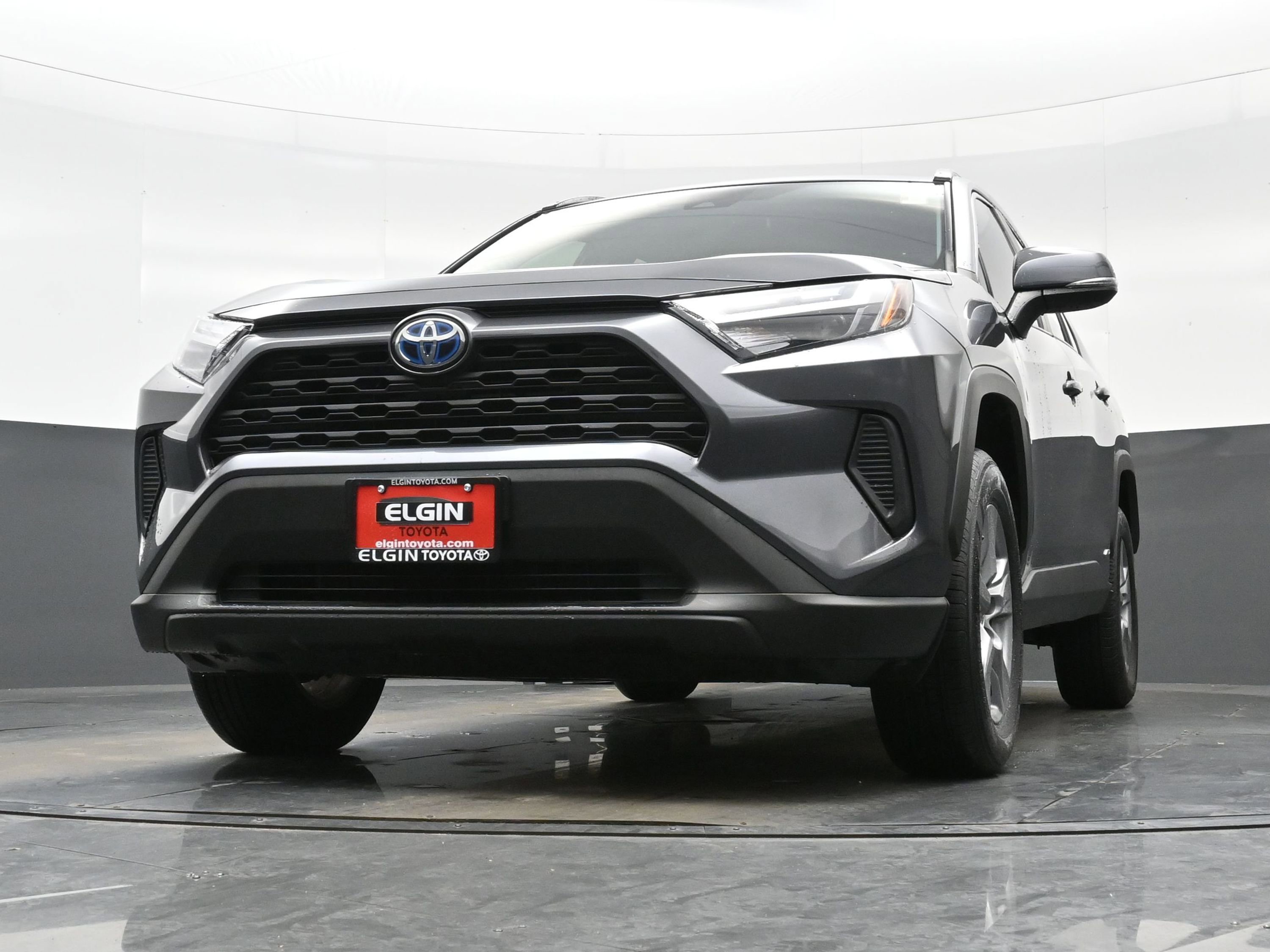 Used 2022 Toyota RAV4 XLE image 27