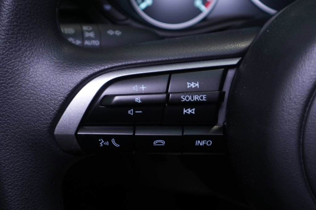 New 2026 MAZDA MAZDA3 s FWD image 32