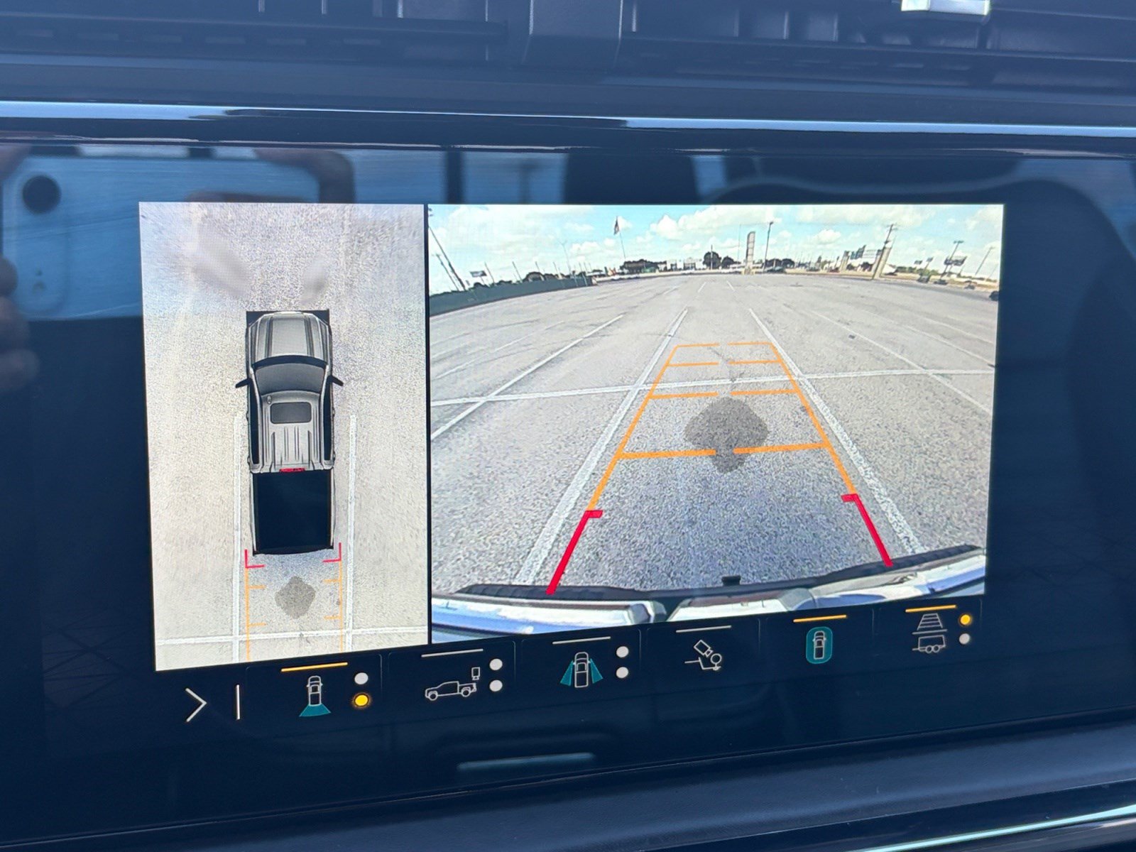 Used 2023 GMC Sierra 1500 AT4X AWD/4WD image 16