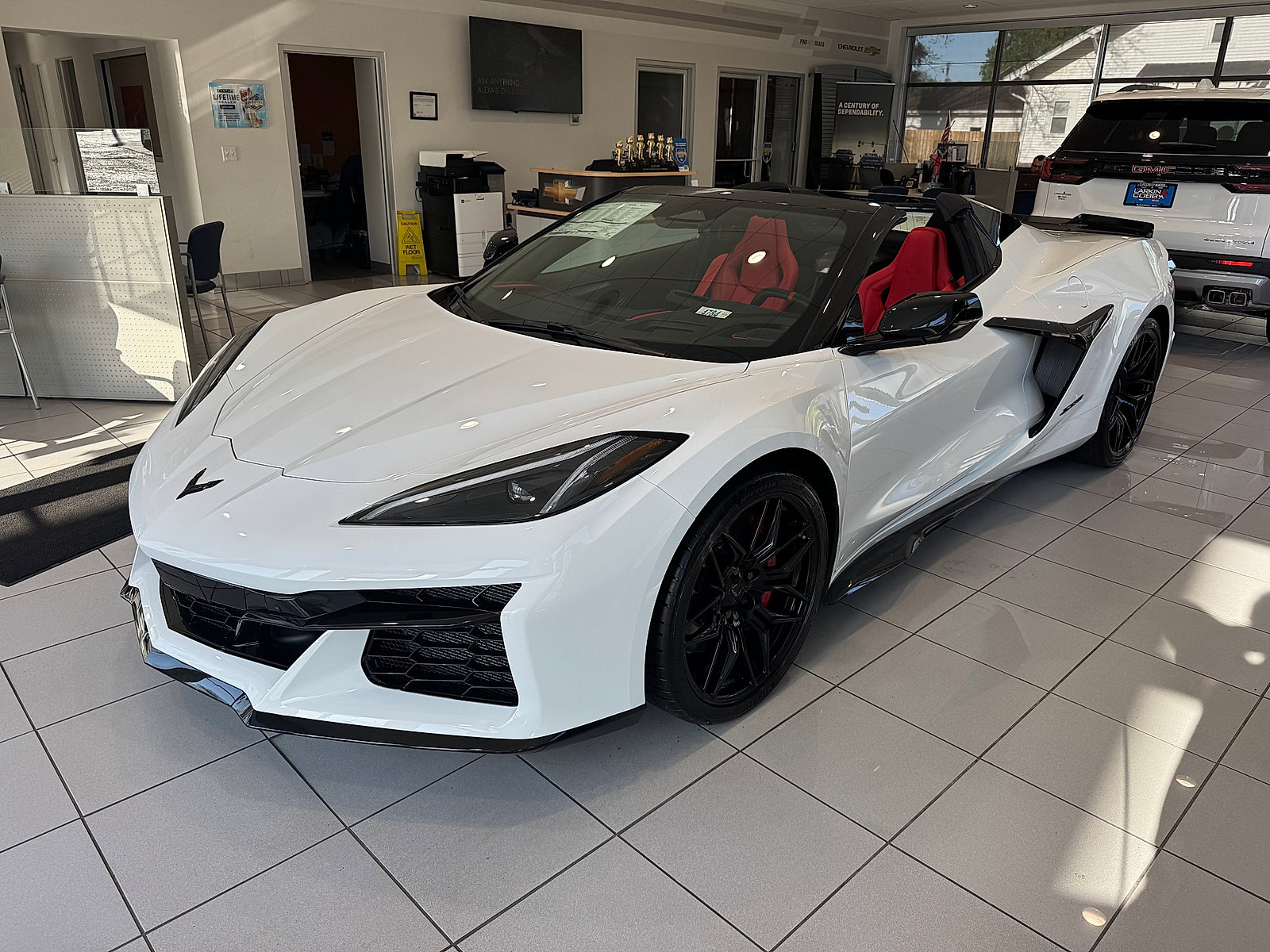 New 2026 Chevrolet Corvette Z06 w/ Stealth Interior Trim Package RWD image 1