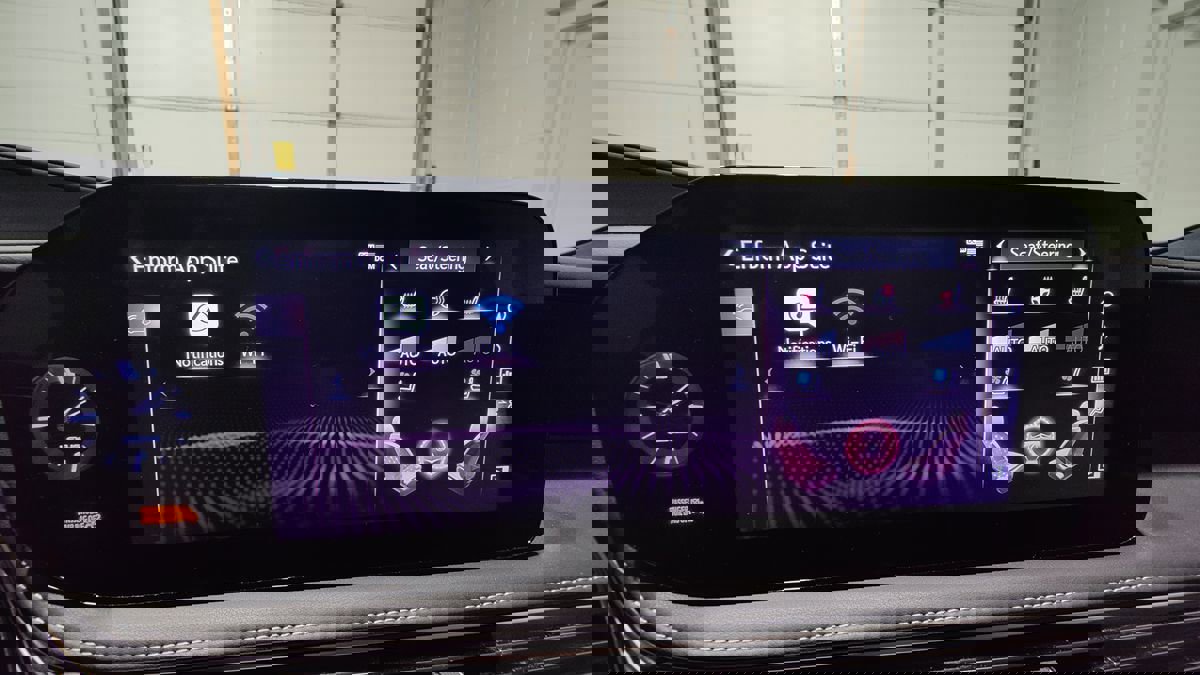 Used 2022 Lexus LS 500 F Sport w/ Accessory Package (Z1) image 48