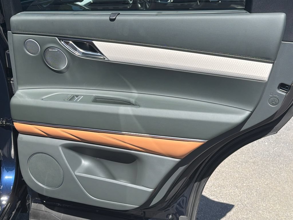 New 2026 Genesis GV80 2.5T Prestige AWD/4WD image 18