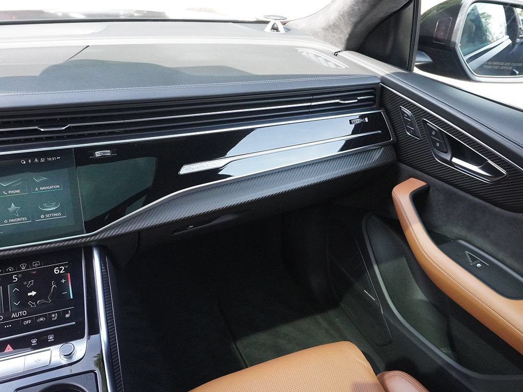 Used 2022 Audi RS Q8 AWD/4WD image 40