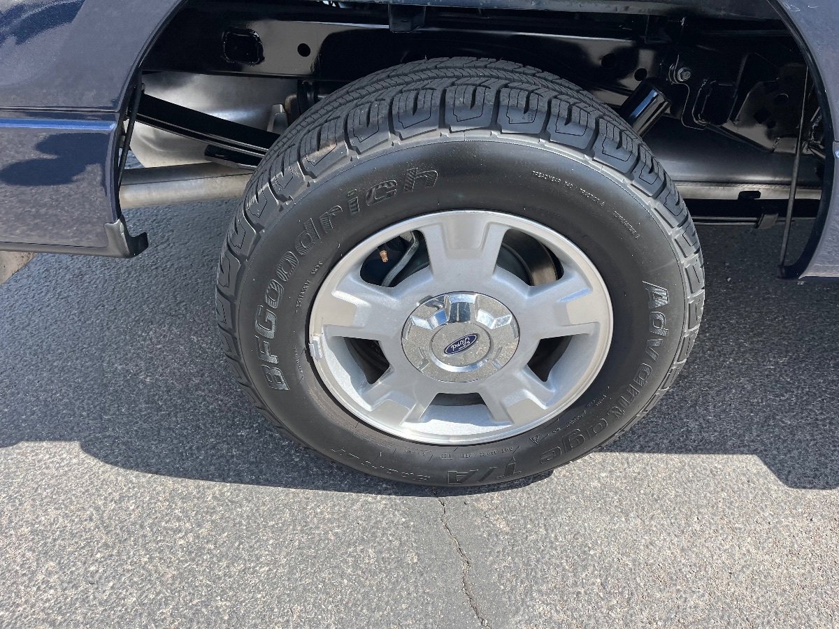 Used 2013 Ford F150 XLT w/ Mid Equipment Group RWD image 41