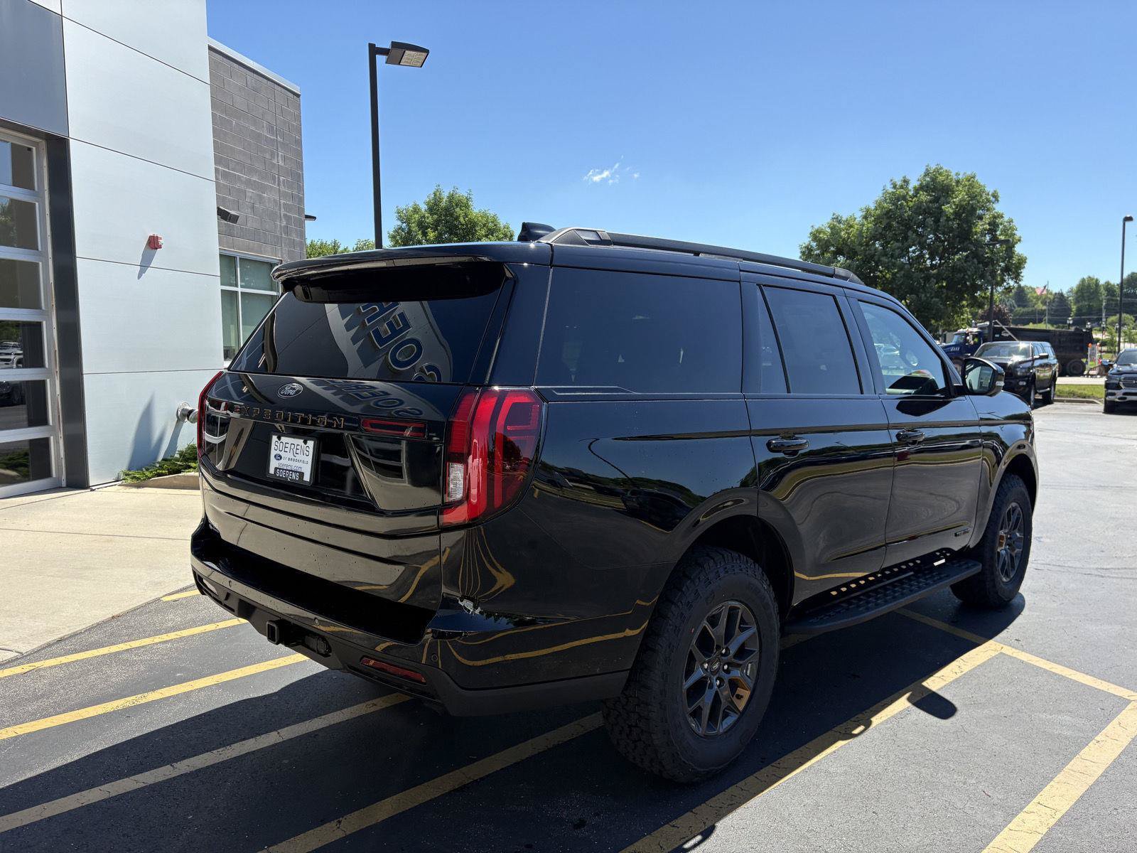 New 2026 Ford Expedition Tremor AWD/4WD image 6