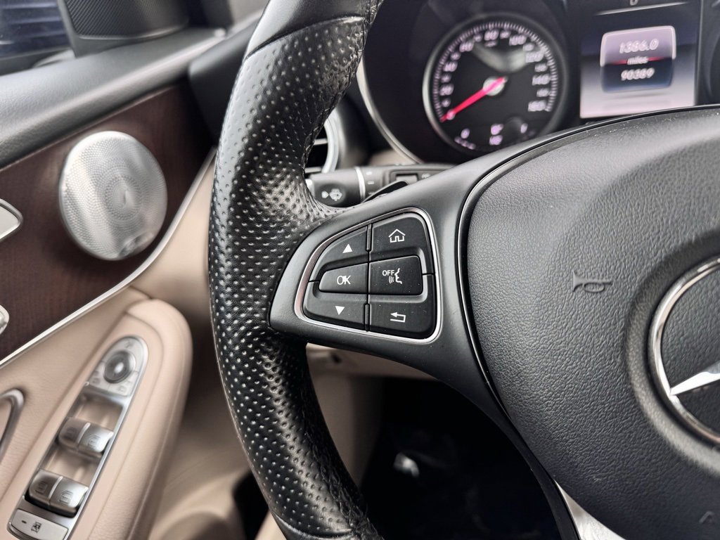 Used 2018 Mercedes-Benz GLC 300 4MATIC image 23