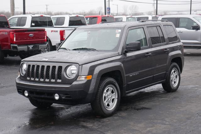 Used 2015 Jeep Patriot Sport image 4