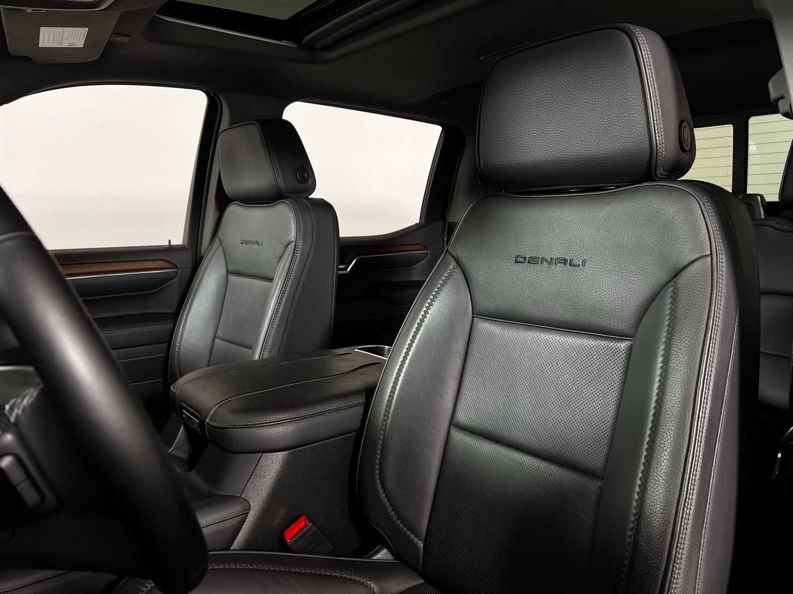 Used 2023 GMC Sierra 1500 Denali w/ Denali Reserve Package image 11