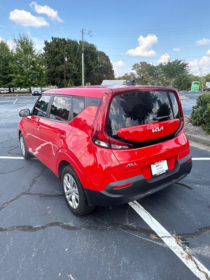 Used 2022 Kia Soul LX FWD image 7