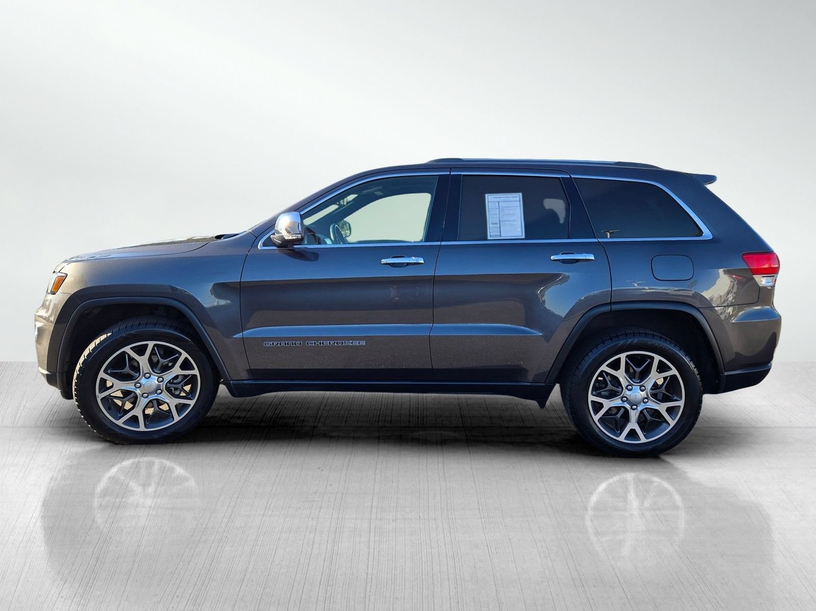 Used 2019 Jeep Grand Cherokee Limited w/ Luxury Group II AWD/4WD image 10