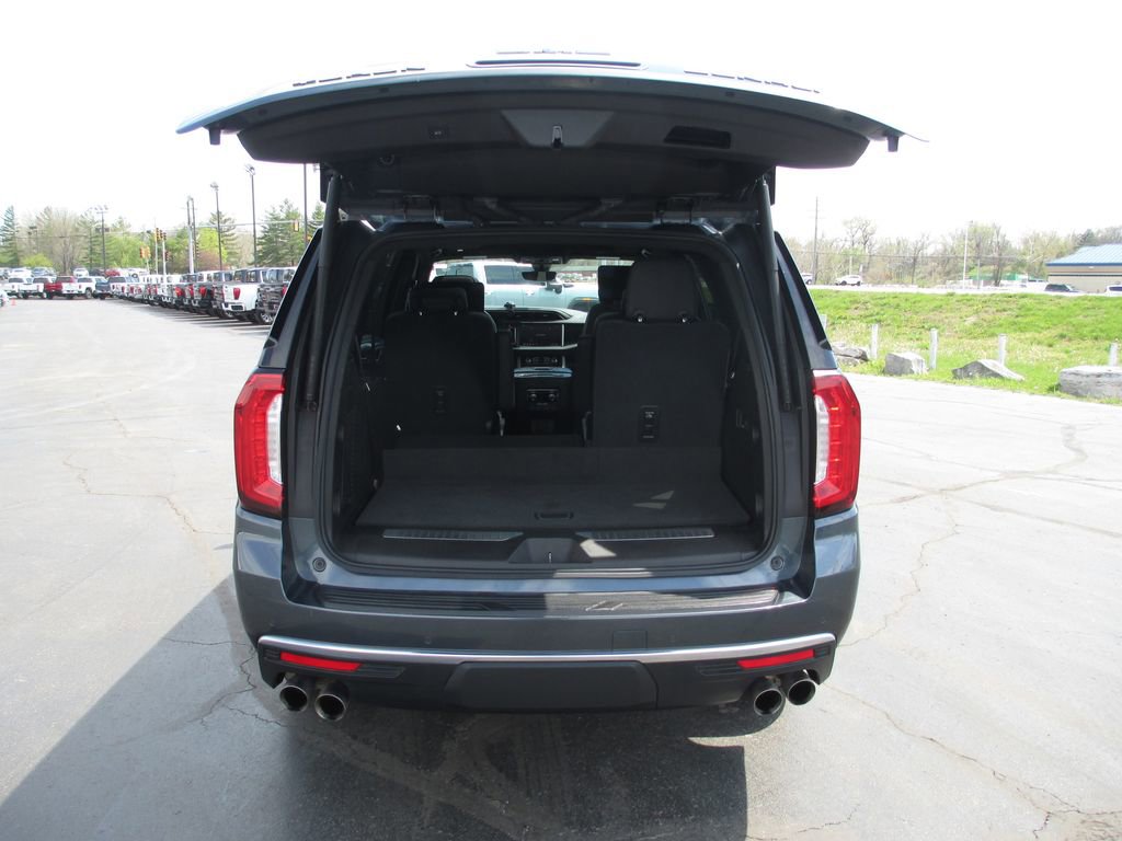 Used 2021 GMC Yukon Denali w/ Denali Ultimate Package image 8