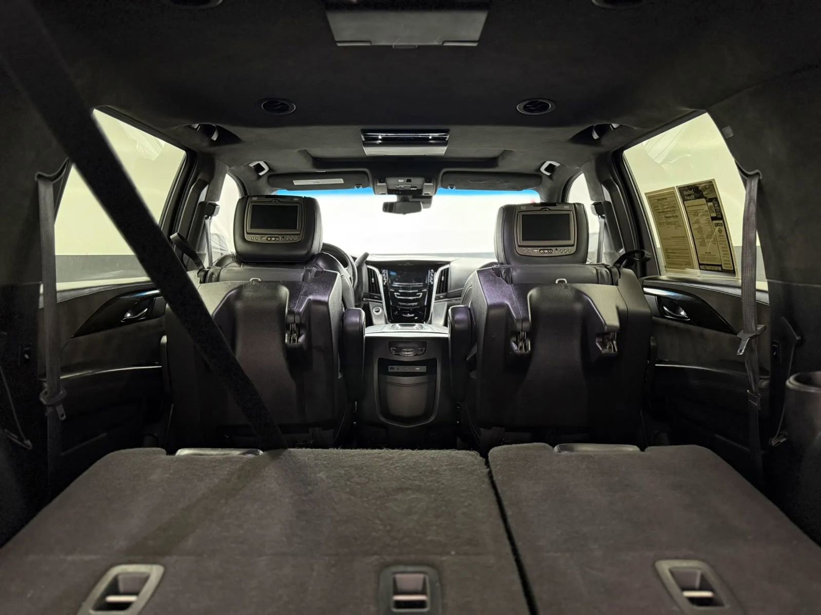 Used 2018 Cadillac Escalade ESV Platinum AWD/4WD image 38