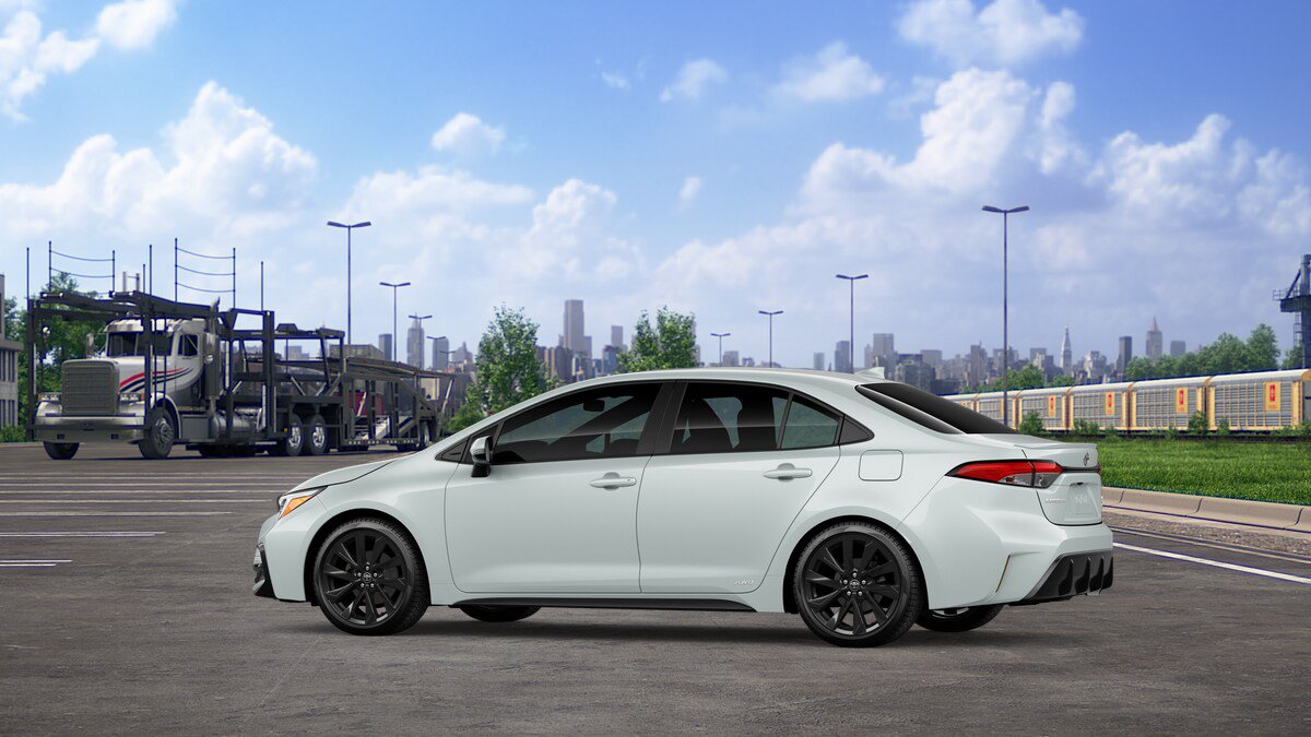 New 2026 Toyota Corolla SE w/ SE Premium Package AWD/4WD image 5