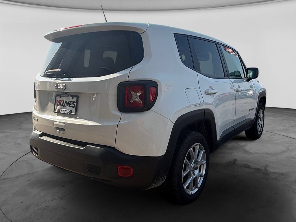 Used 2023 Jeep Renegade Latitude AWD/4WD image 9