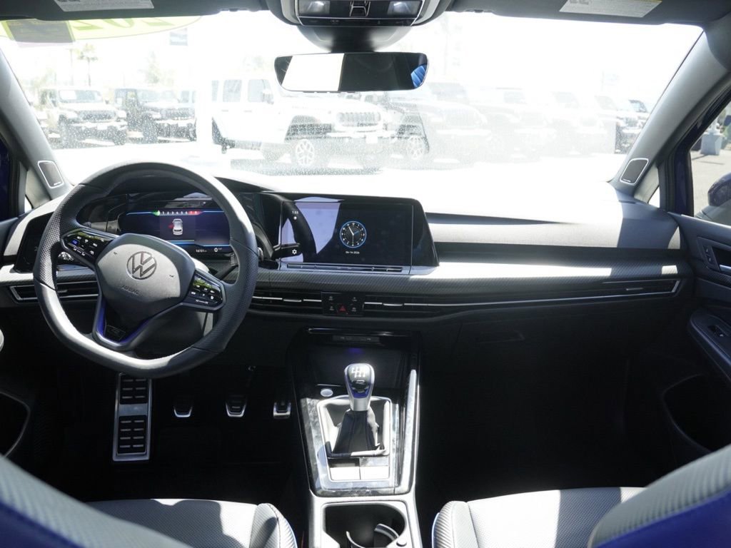 Used 2024 Volkswagen Golf R image 23