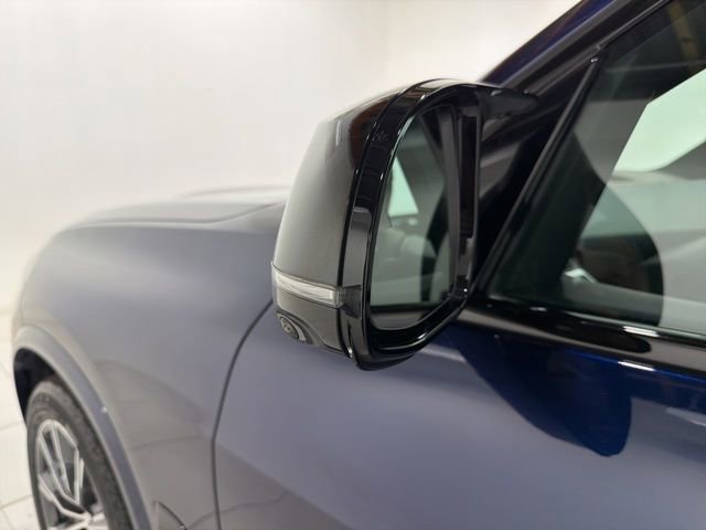 Certified 2024 BMW X5 M60i AWD/4WD image 9