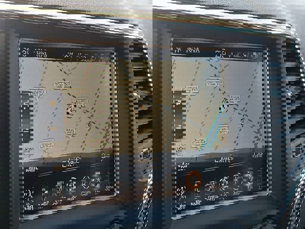 Used 2016 Jeep Grand Cherokee Overland AWD/4WD image 17