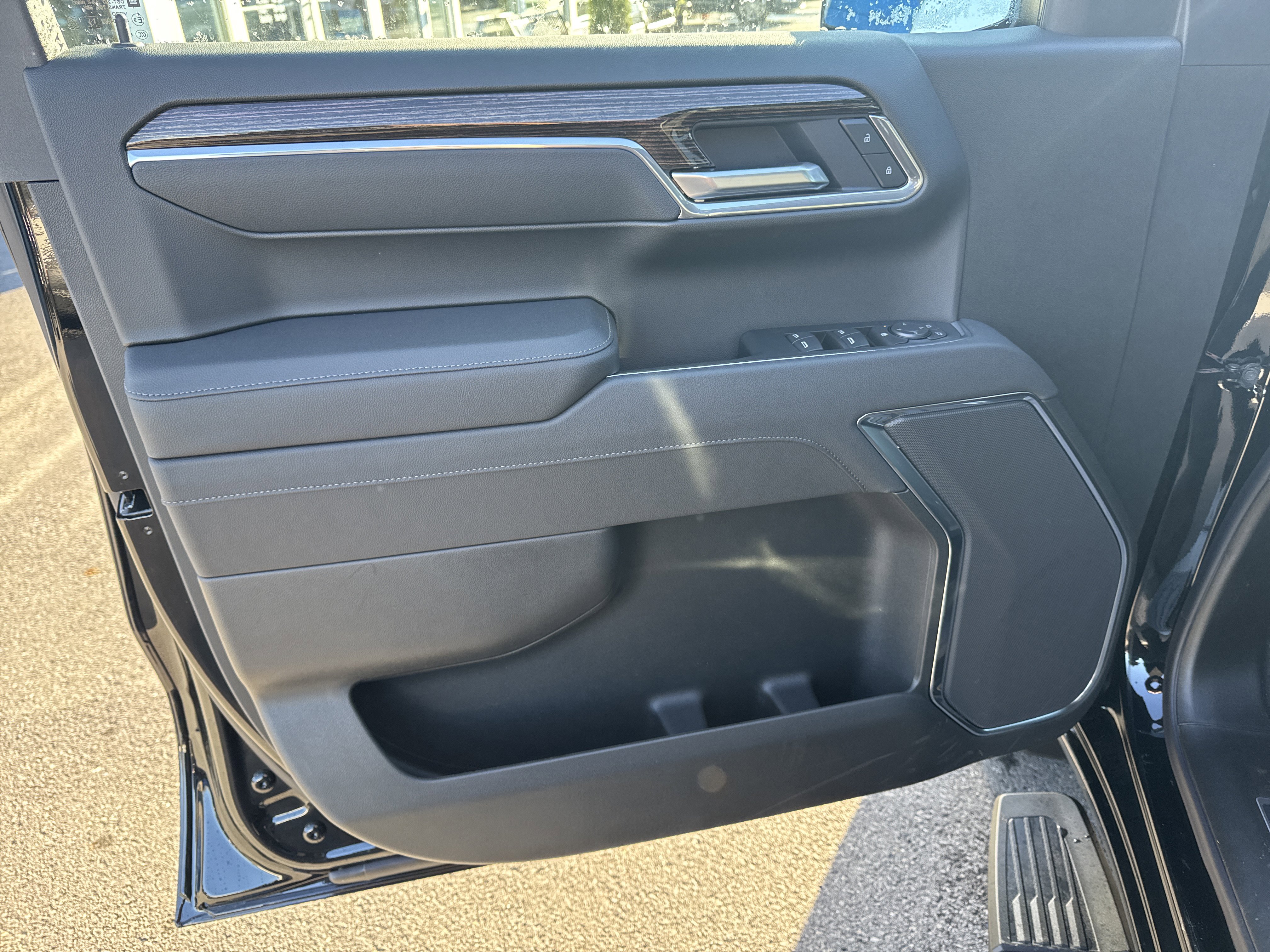 New 2026 GMC Sierra 1500 Elevation image 15