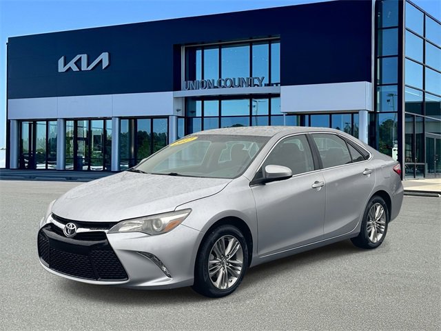 Used 2017 Toyota Camry SE image 8