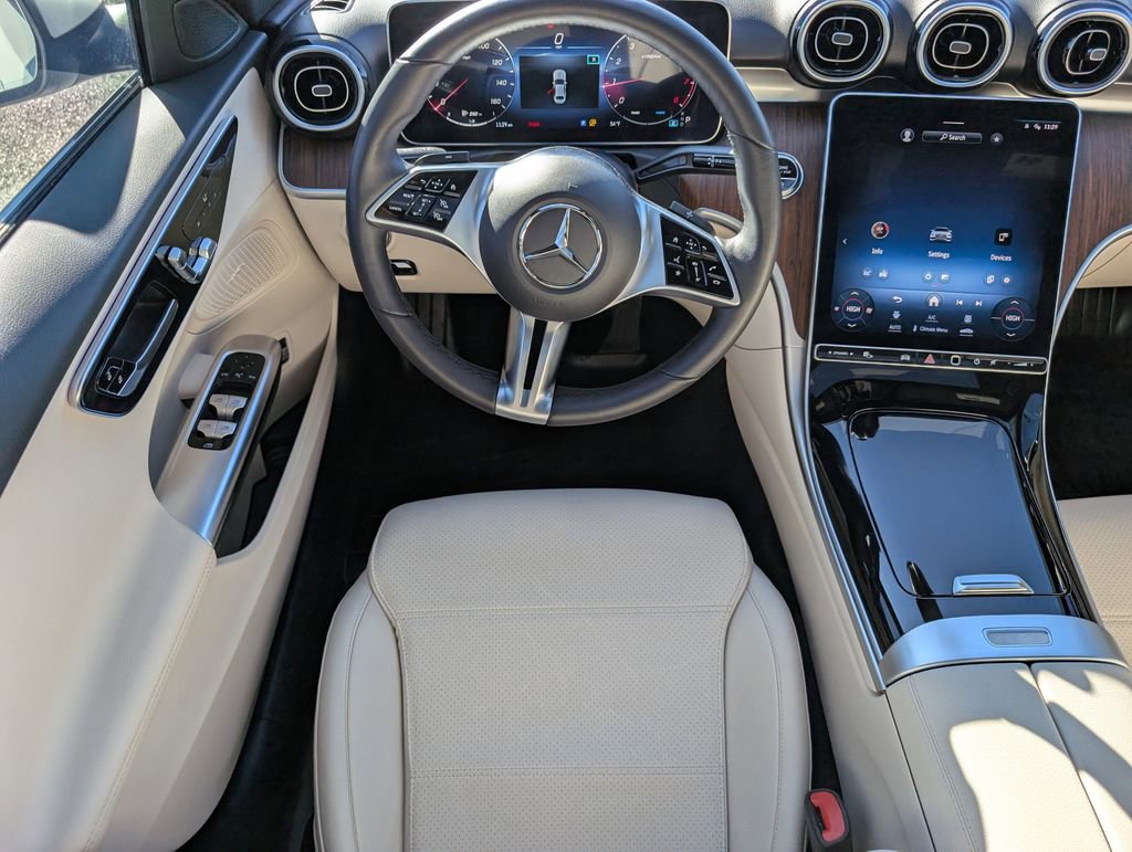 Used 2023 Mercedes-Benz C 300 4MATIC Sedan image 23