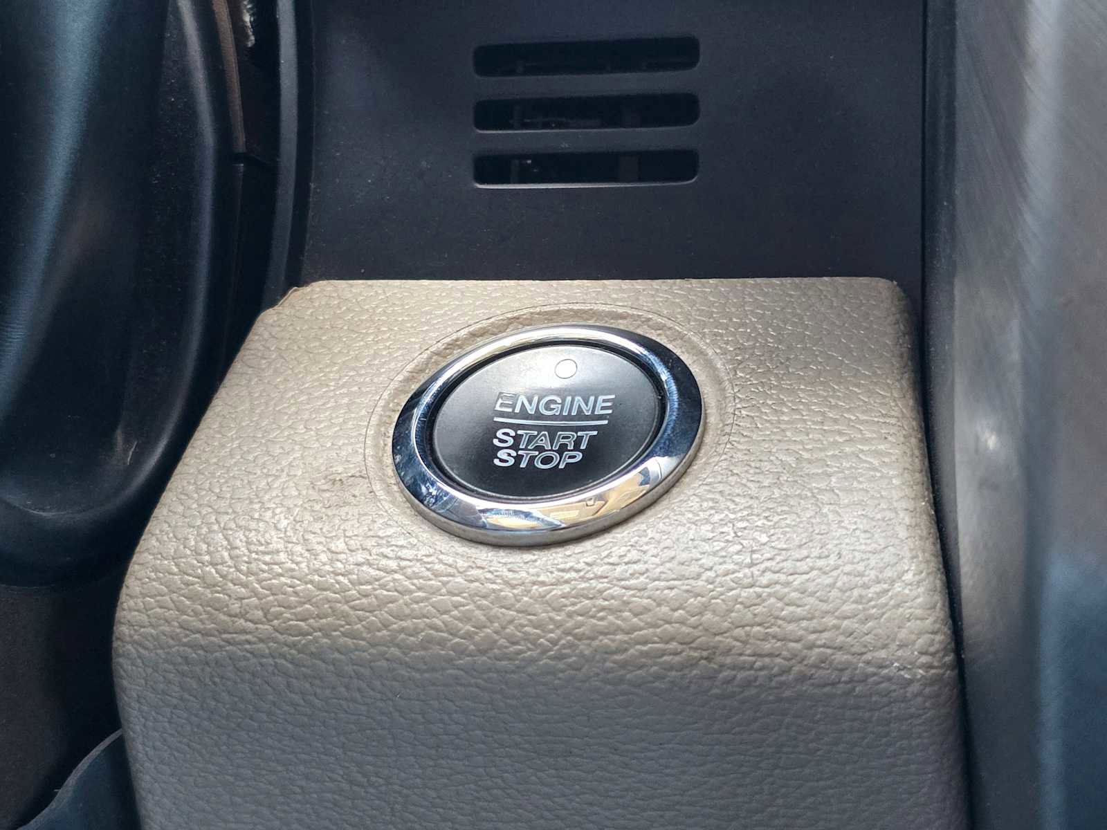 Used 2019 Ford F450 Limited w/ FX4 Off-Road Package image 31