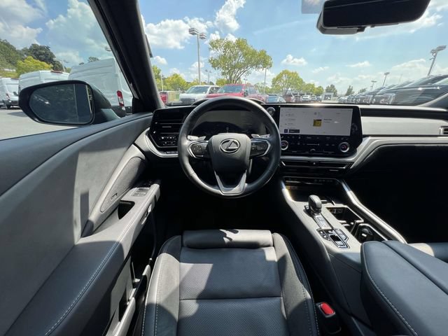 Used 2026 Lexus TX 350 AWD w/ Technology Package image 7