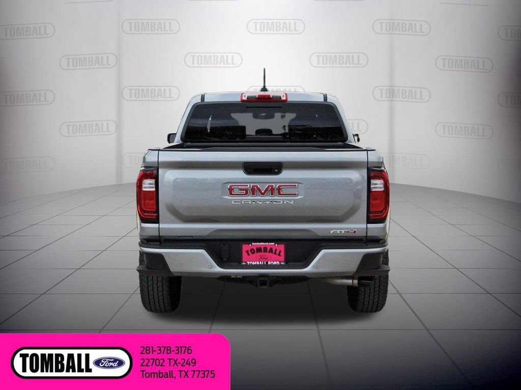 Used 2025 GMC Canyon AT4 image 6