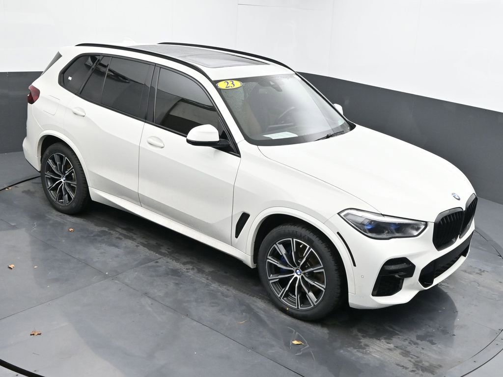 Used 2023 BMW X5 xDrive40i w/ Executive Package image 39