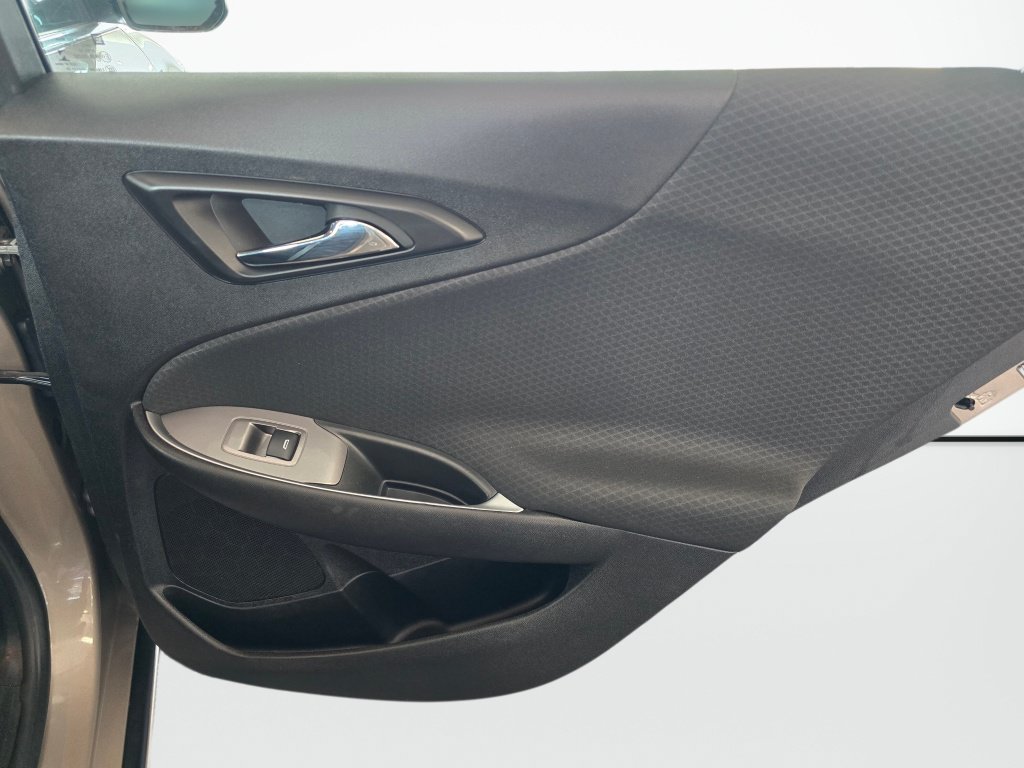 Used 2024 Chevrolet Malibu LT FWD image 39