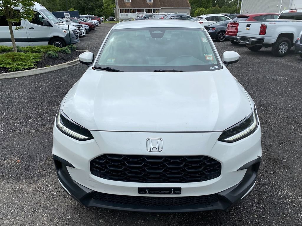 Used 2023 Honda HR-V LX image 3