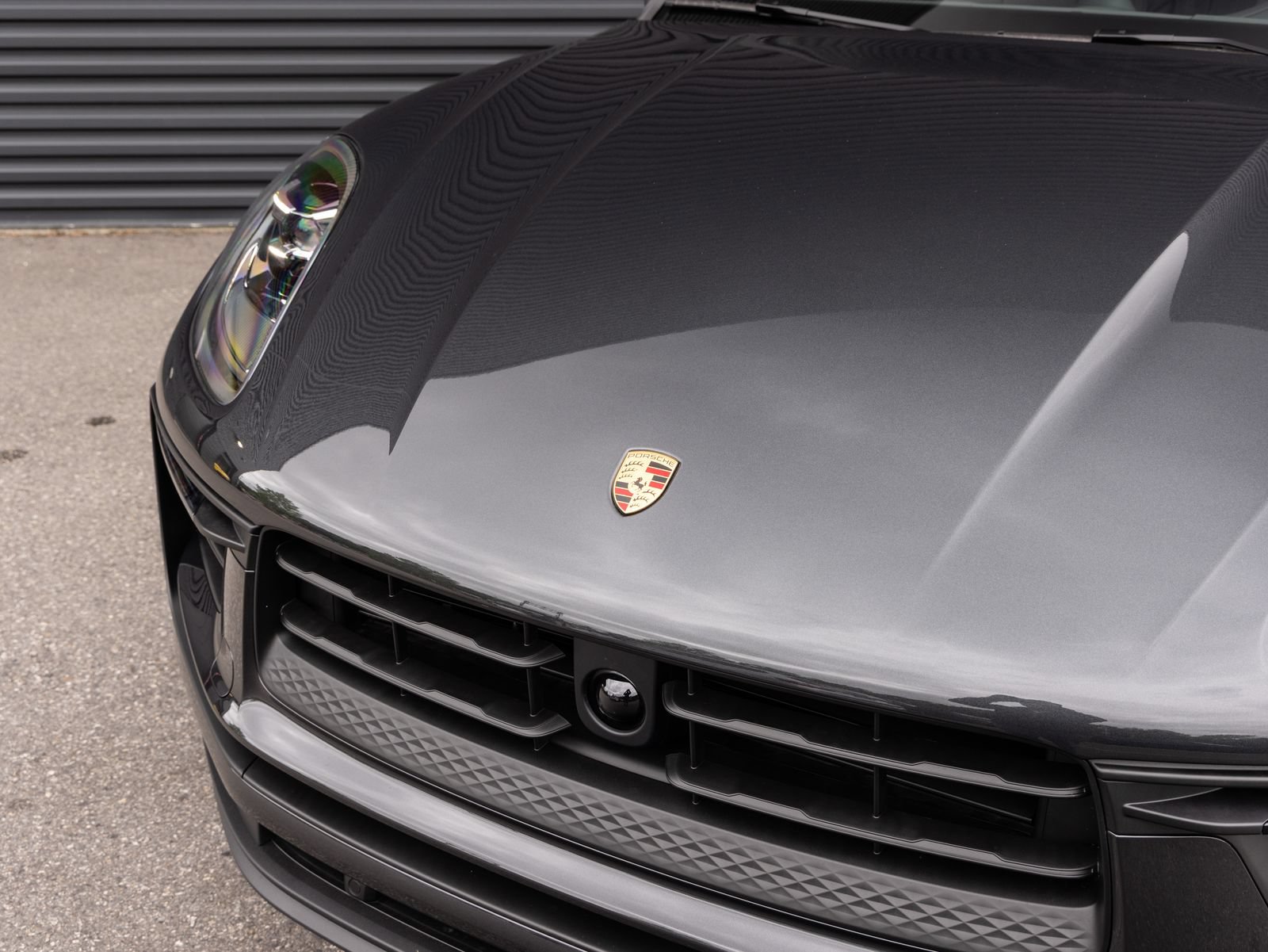Certified 2026 Porsche Macan AWD/4WD image 10