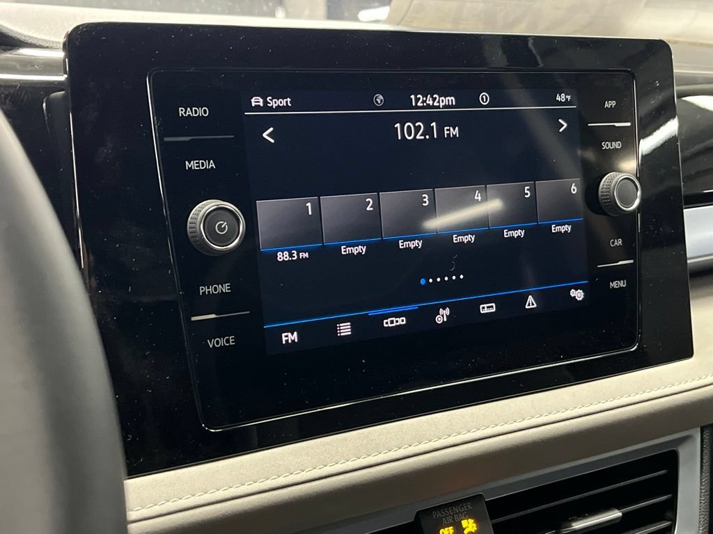 New 2026 Volkswagen Taos SE AWD/4WD image 26