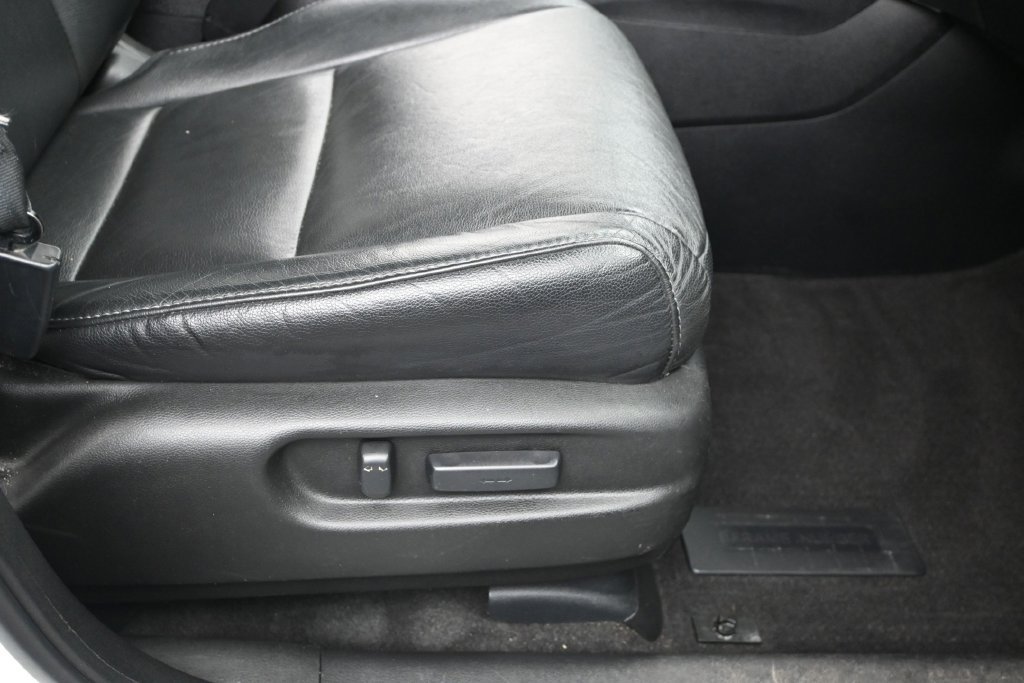 Used 2020 Honda Pilot Touring image 11