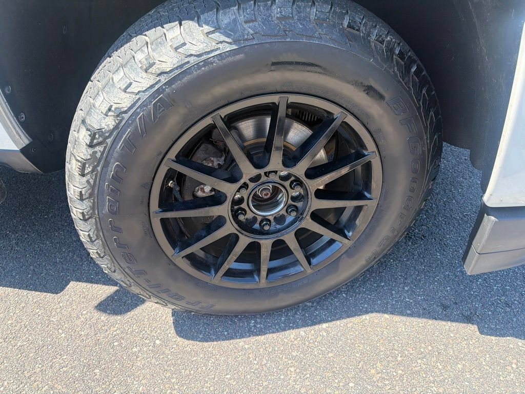 Used 2018 Chevrolet Silverado 1500 LT w/ All Star Edition AWD/4WD image 11