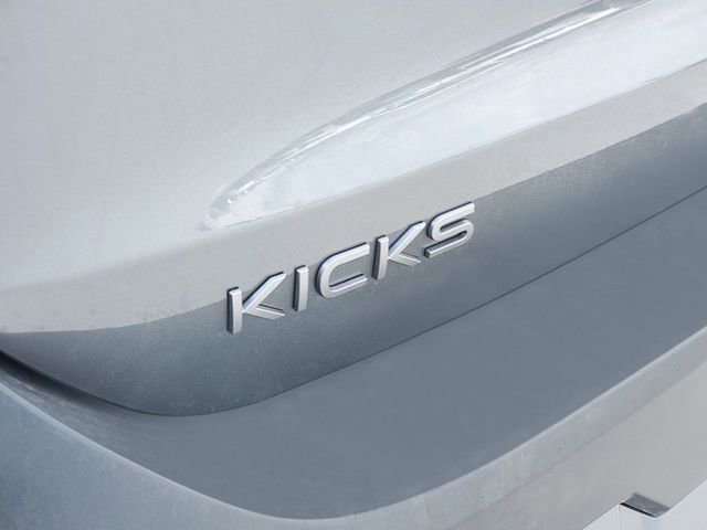 New 2026 Nissan Kicks S image 11