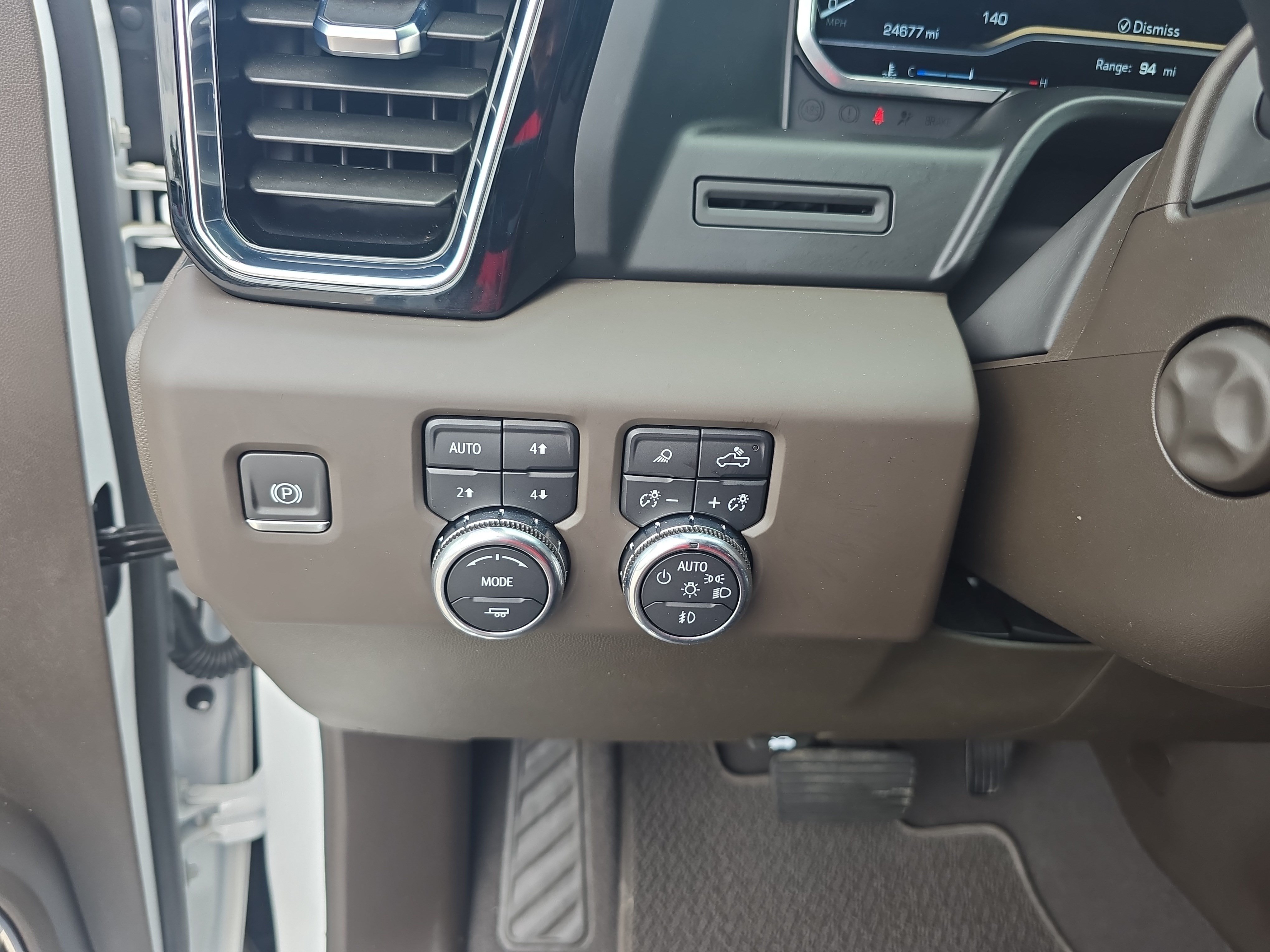 Used 2023 GMC Sierra 1500 Denali AWD/4WD image 27