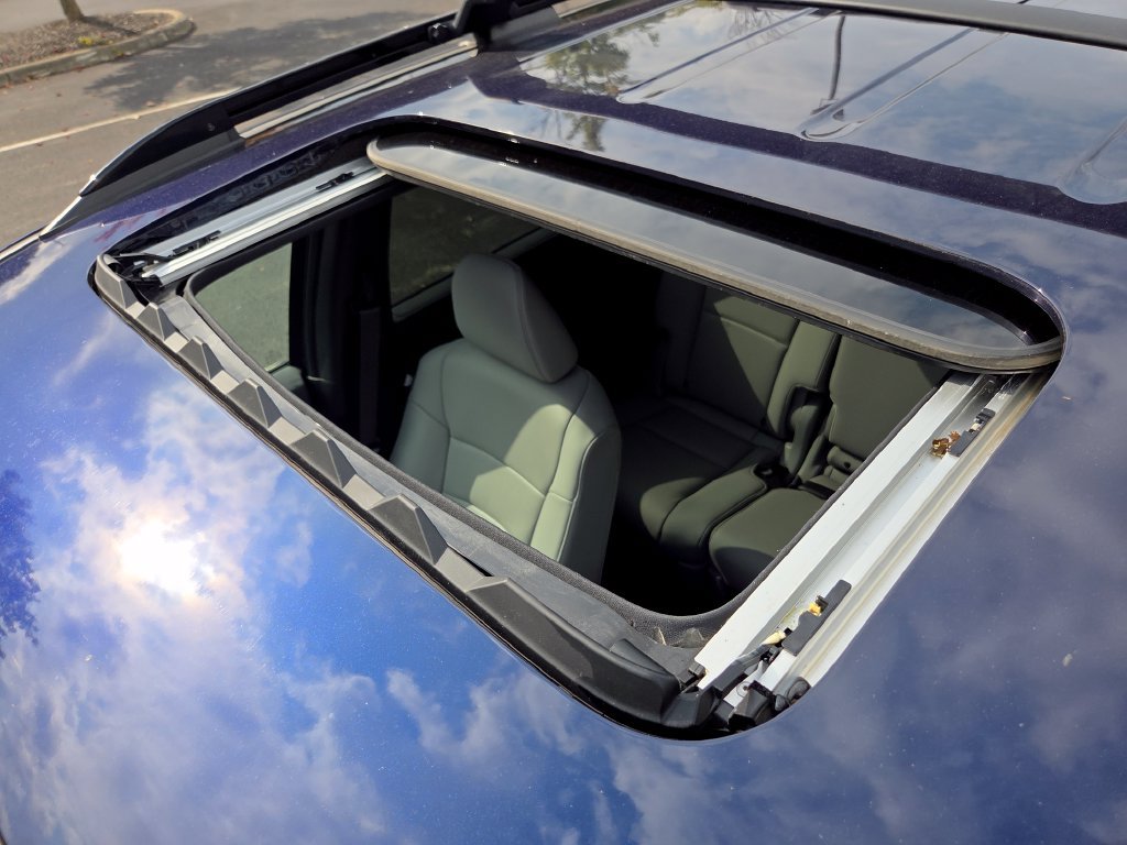Used 2024 Honda Passport EX-L image 4