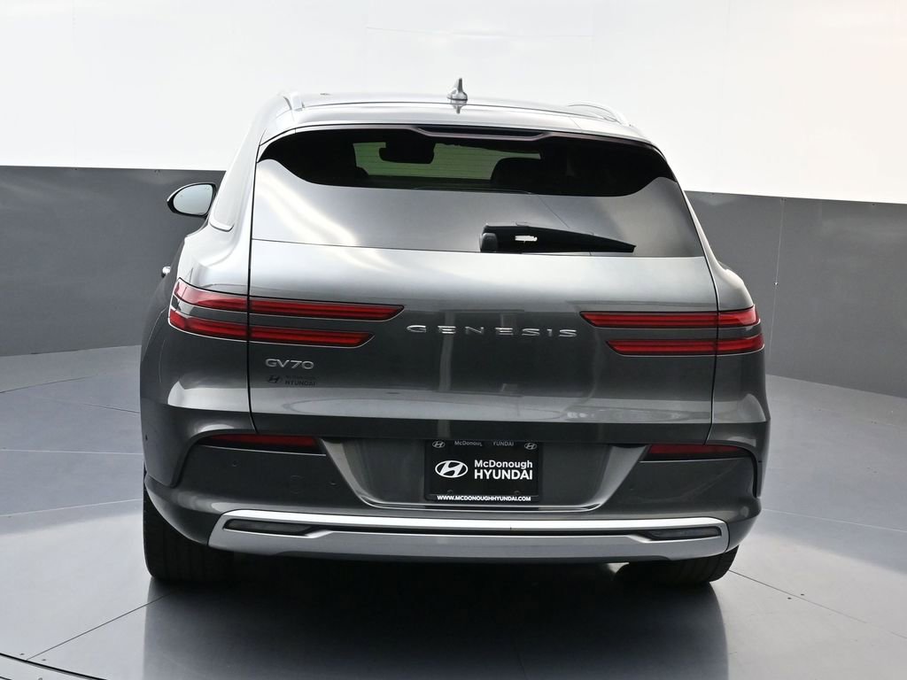 Used 2023 Genesis Electrified GV70 Advanced image 4