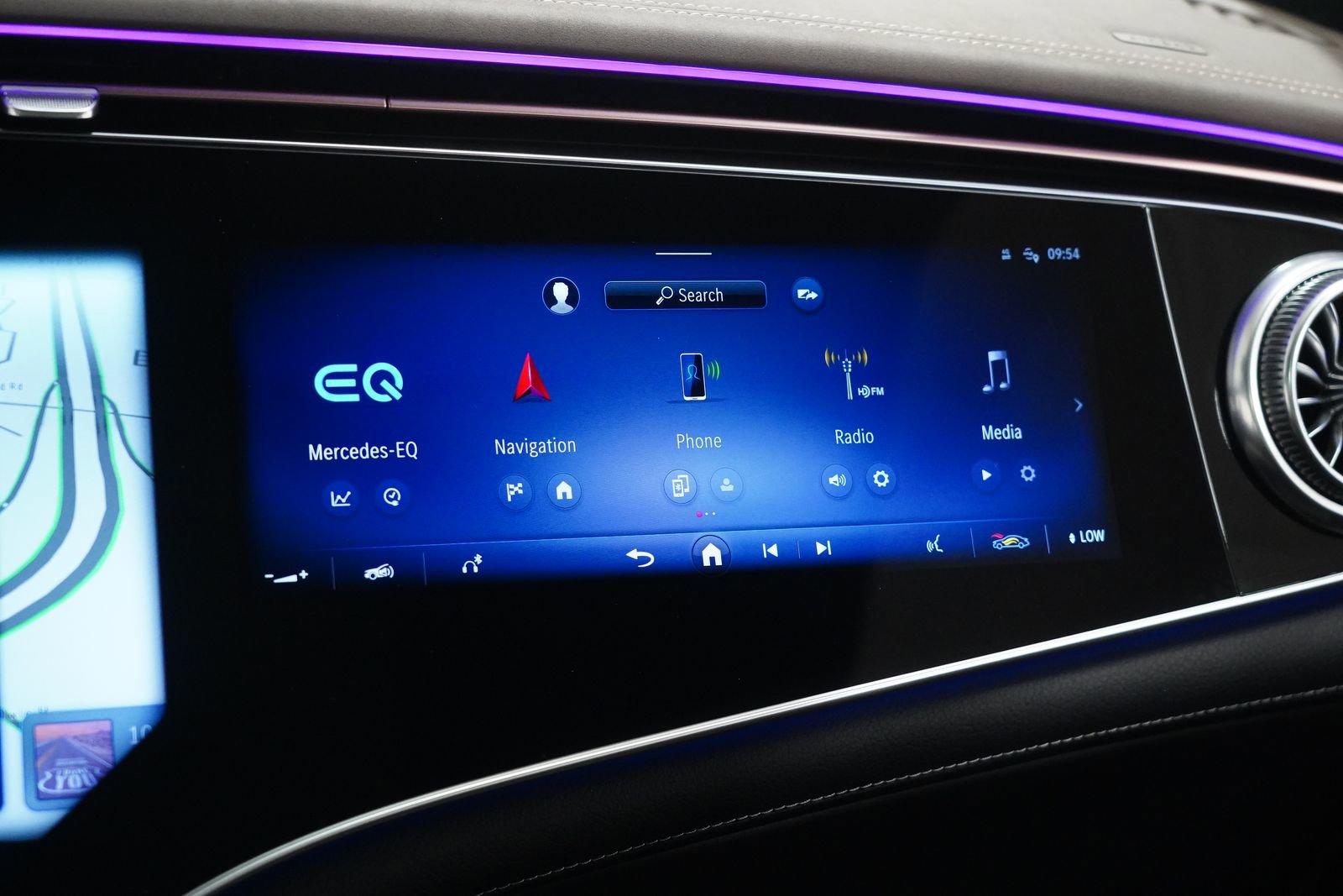 Used 2026 Mercedes-Benz EQS 550 4MATIC SUV image 28