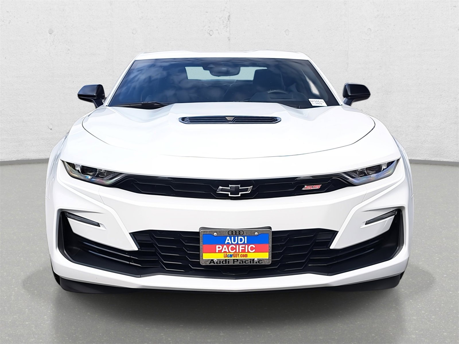 Used 2023 Chevrolet Camaro SS image 2