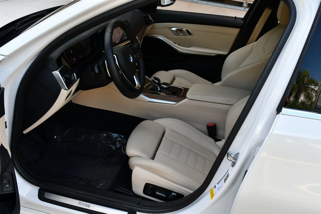 Used 2019 BMW 330i Sedan w/ Convenience Package RWD image 37