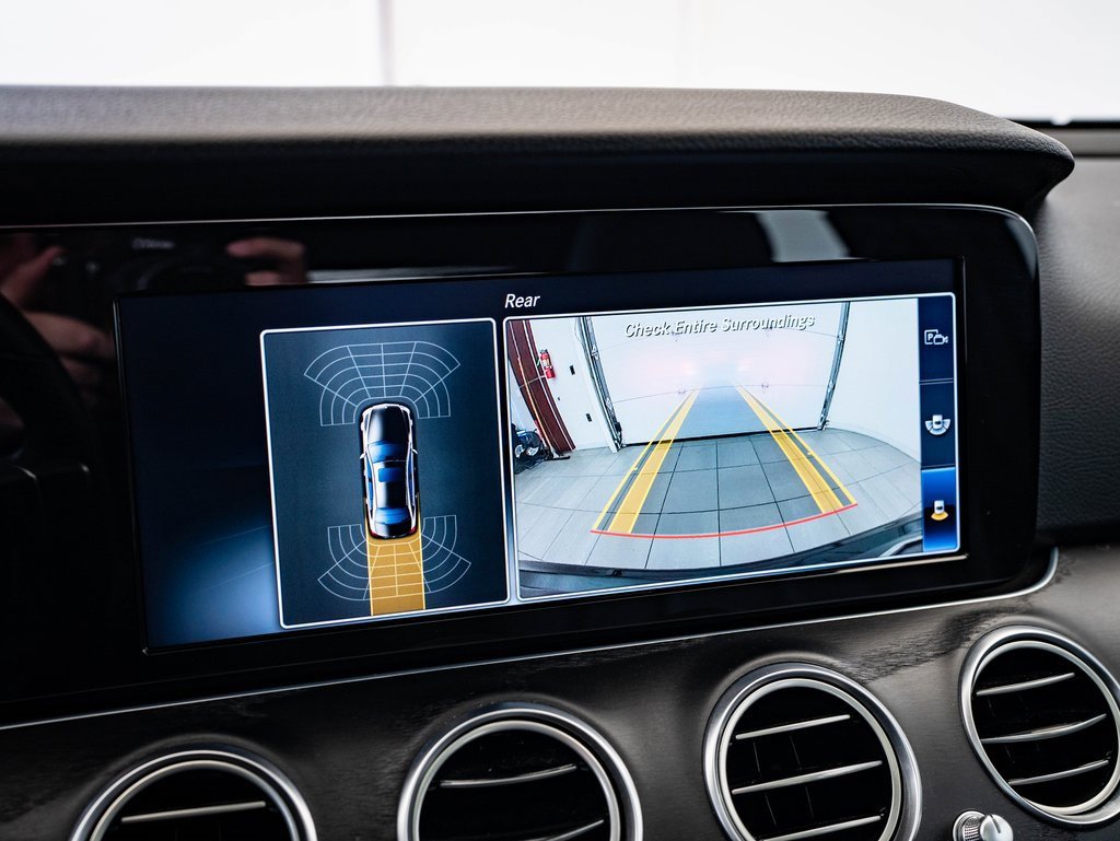 Used 2018 Mercedes-Benz E 400 4MATIC Sedan image 33