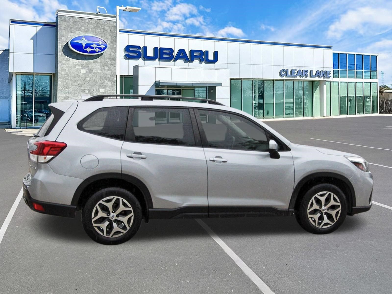 Used 2020 Subaru Forester Premium AWD/4WD image 7