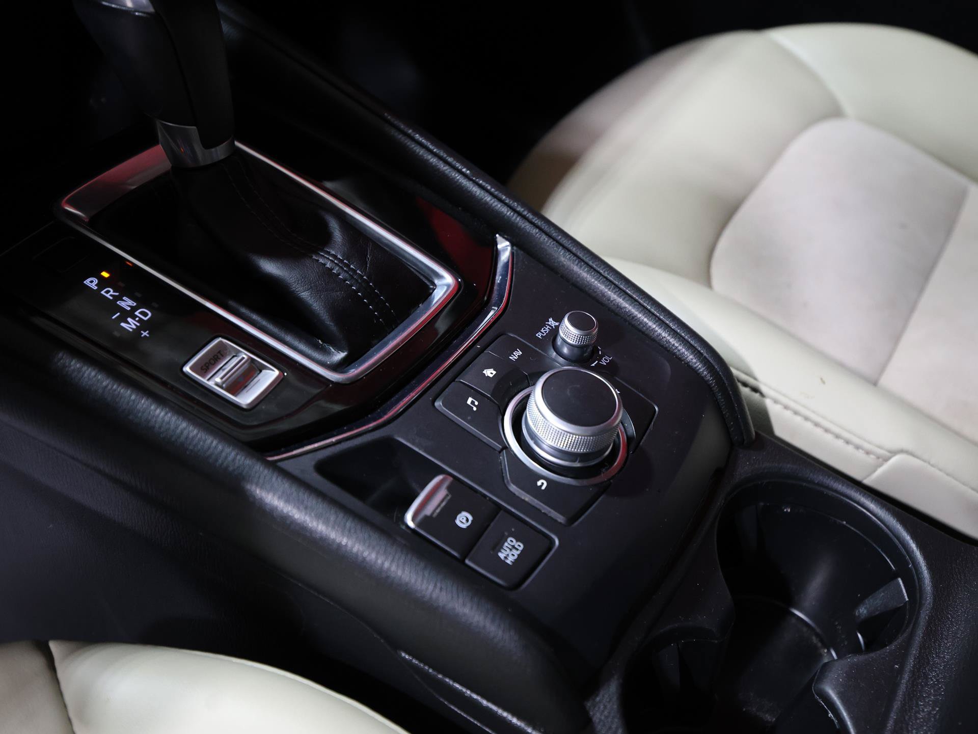 Used 2020 MAZDA CX-5 Touring FWD image 21