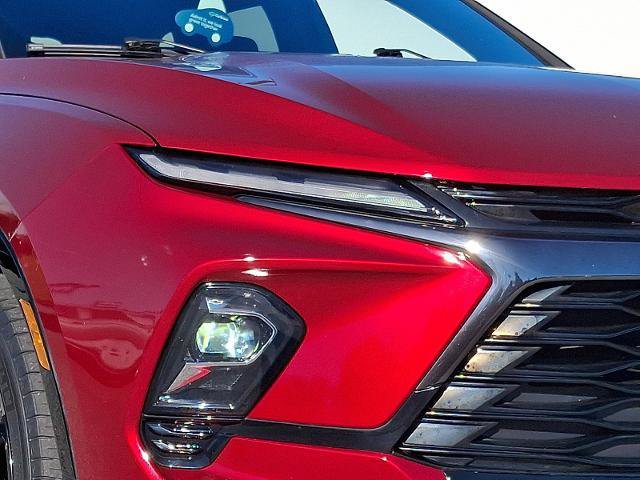 Used 2023 Chevrolet Blazer RS w/ Driver Confidence II Package AWD/4WD image 9