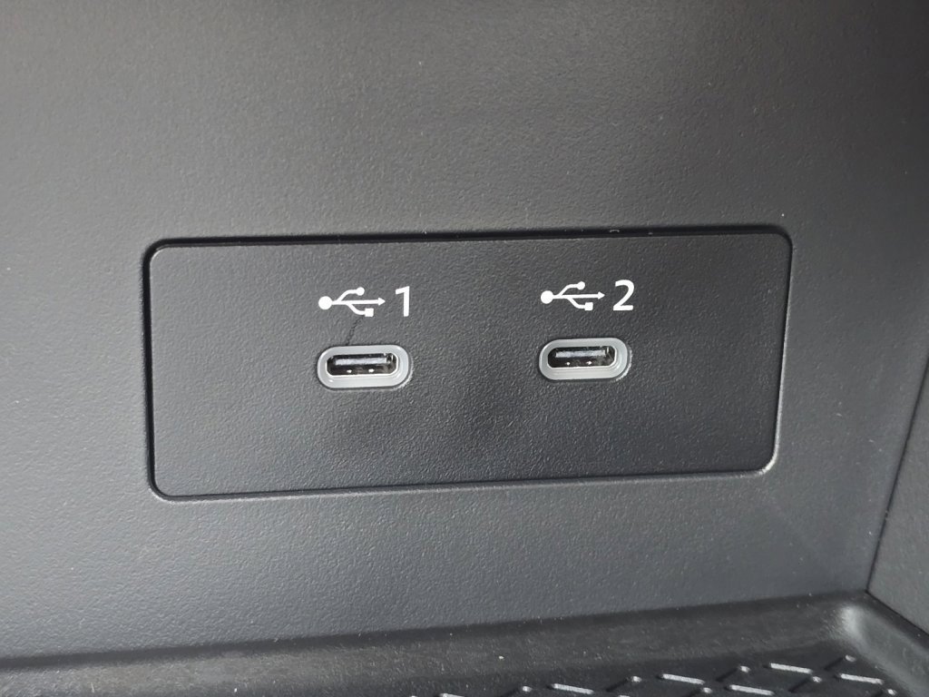 New 2026 Nissan Pathfinder SV image 5